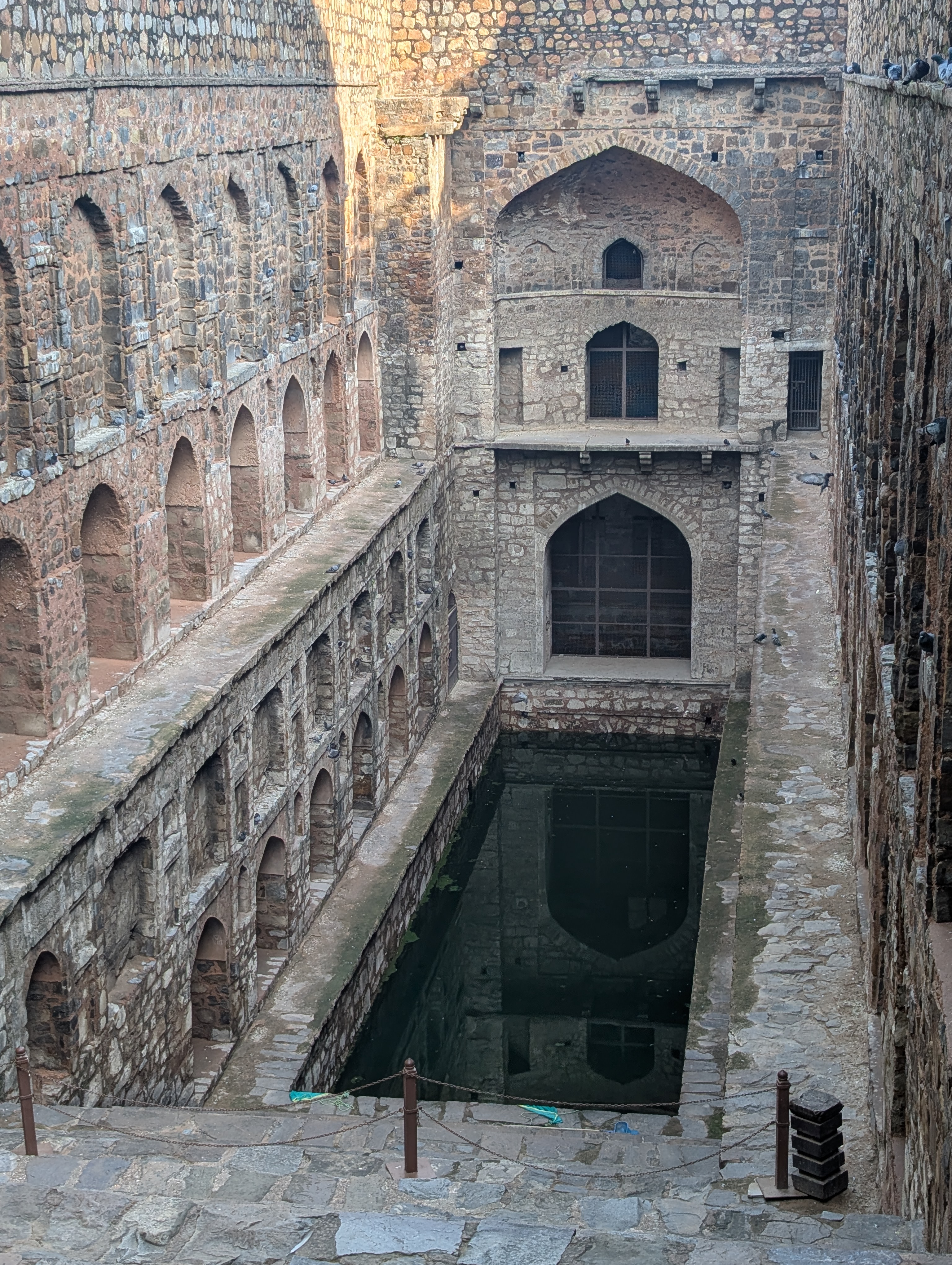Delhi stepwell photo 1