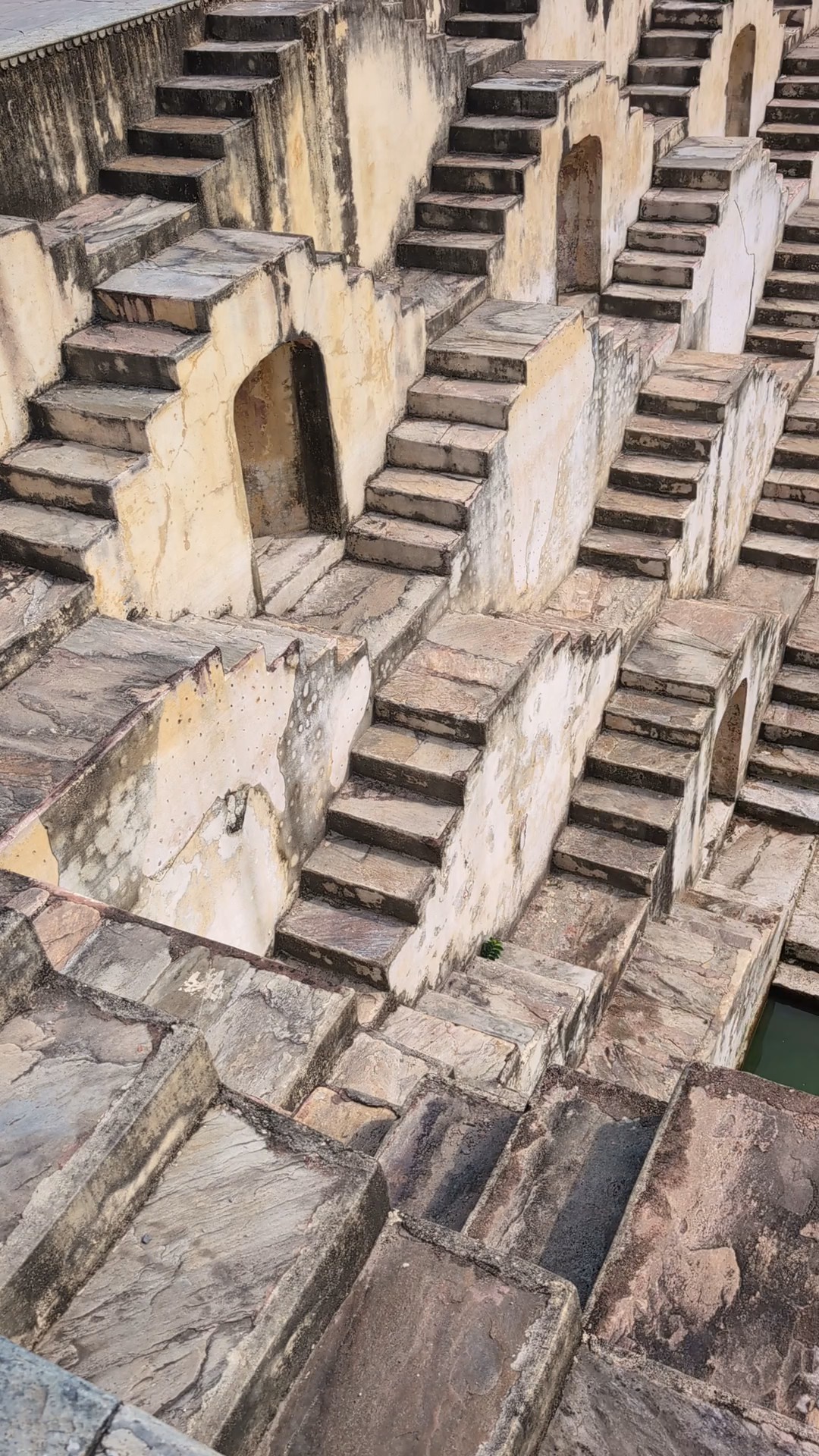 The stepwell, again