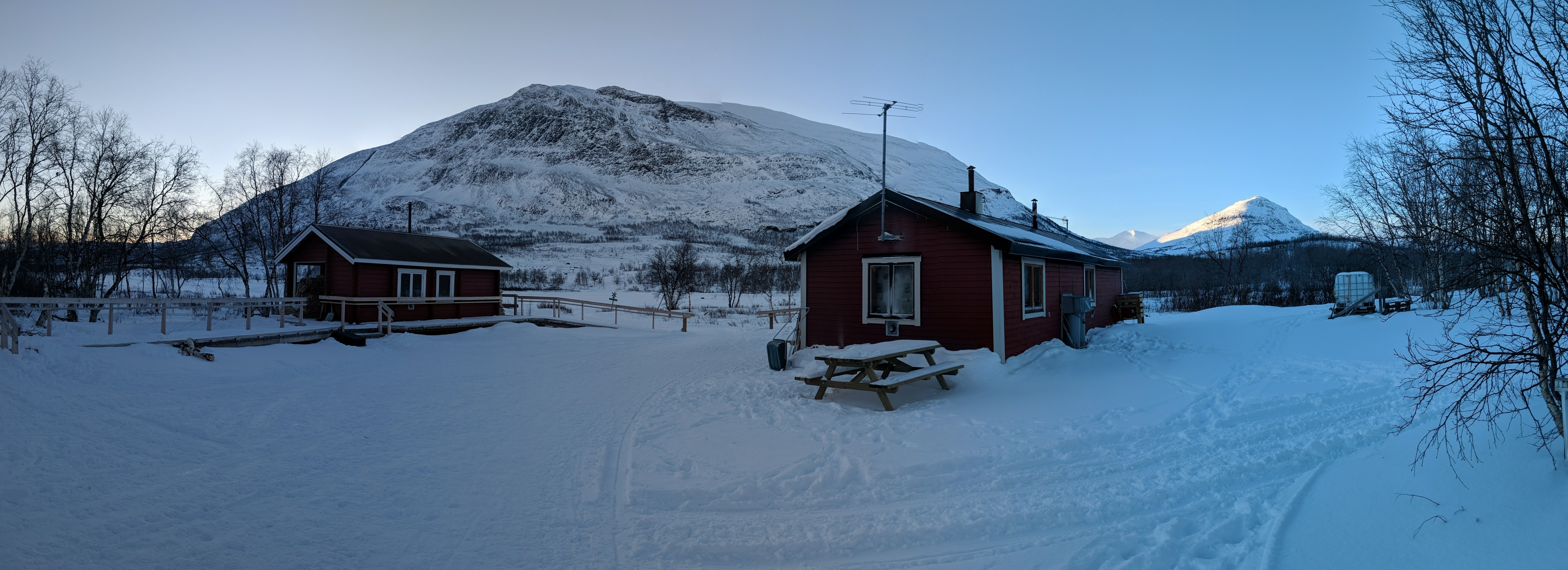 Abiskojaure hut at sunrise