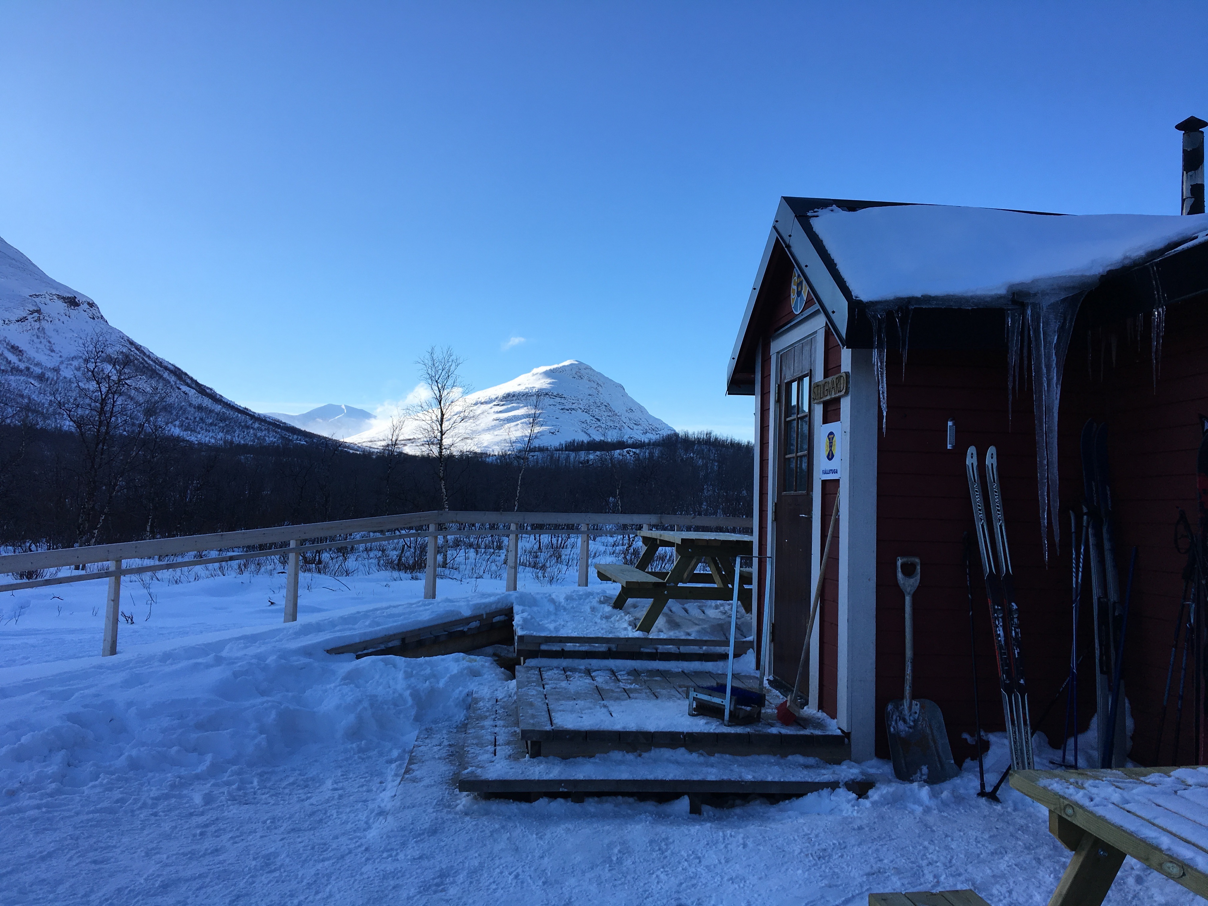 Abiskojaure hut at sunrise