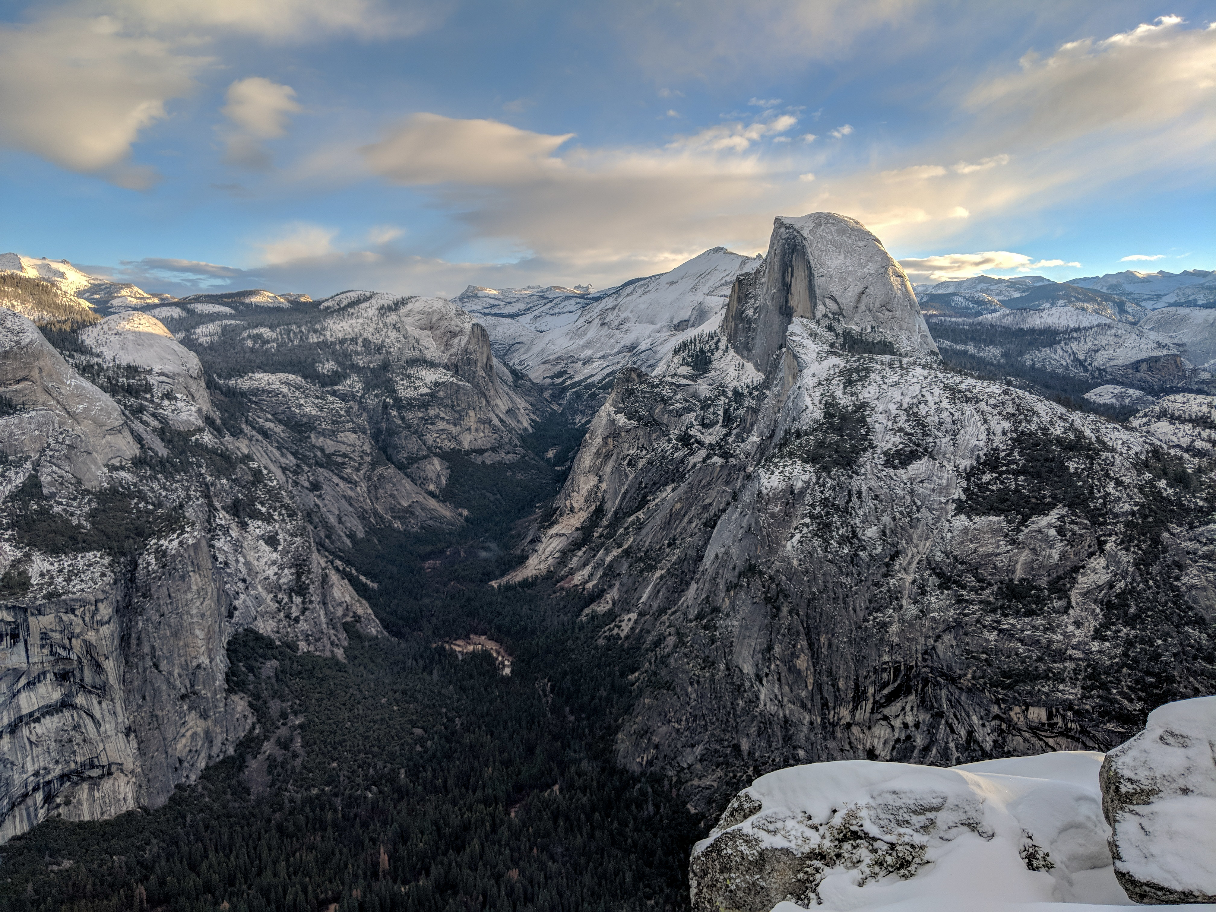 View of Yosemite Valley from Glacier Point